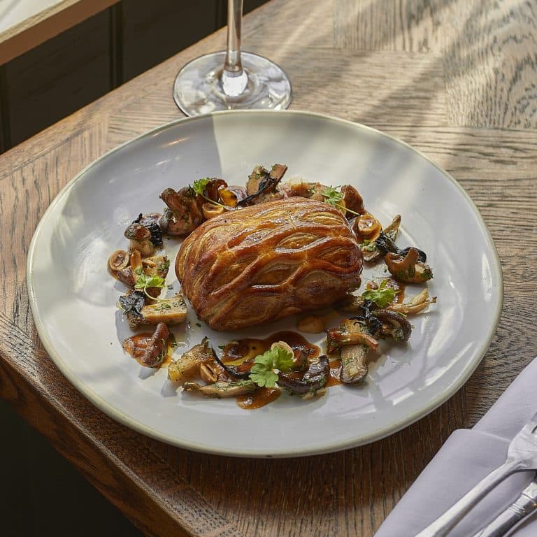 Cover Image for Our à la carte menu at The British Queen